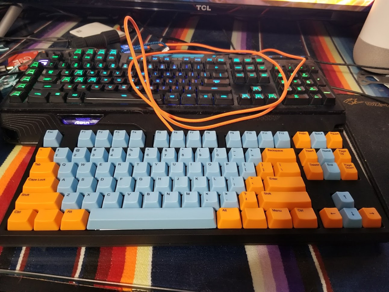 Illustration for article titled Gulf Racing keyboard.
